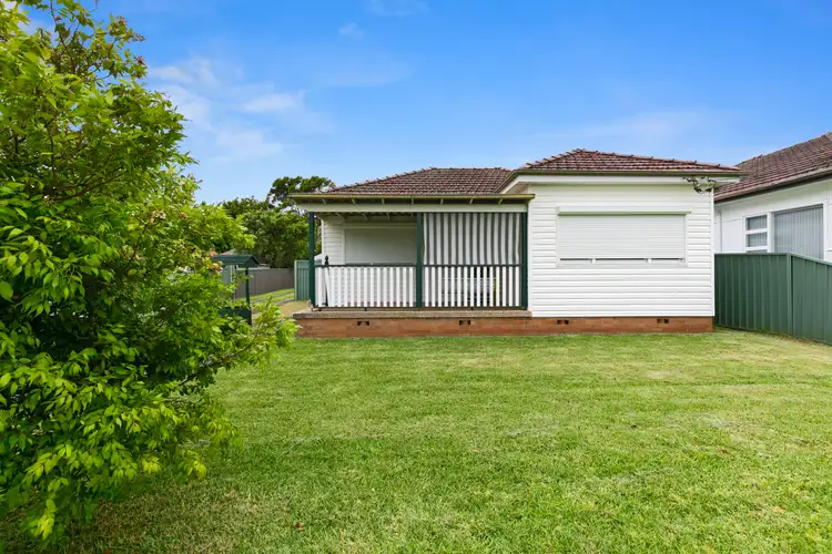 Sixth view of Homely house listing, 100 Banksia Avenue, Engadine NSW 2233