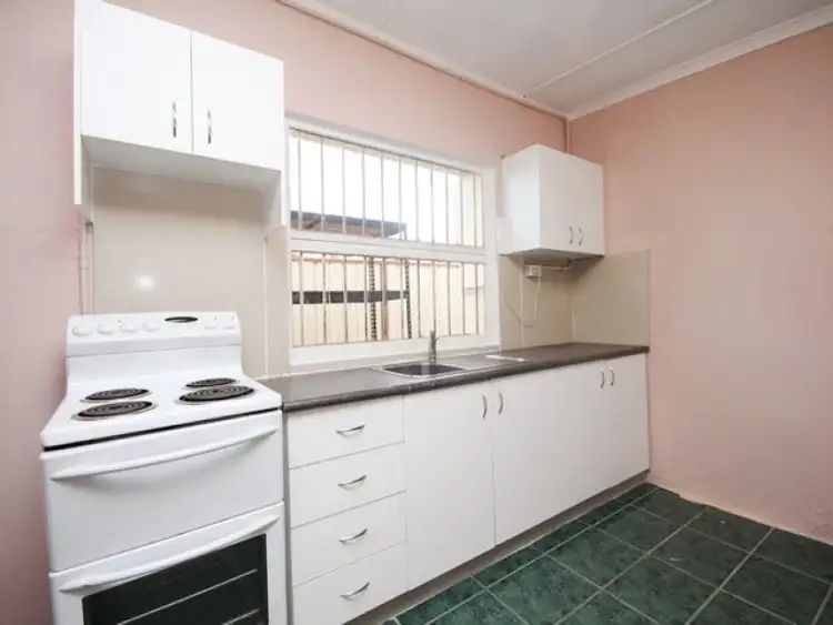 1/886 Canterbury Road