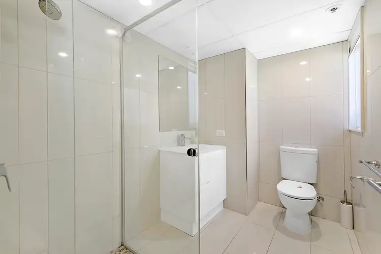 Seventh view of Homely apartment listing, 604/20 Esplanade, Surfers Paradise QLD 4217