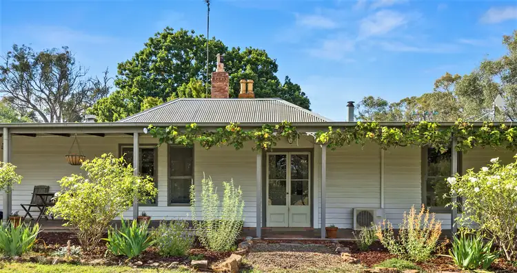 1195 Howes Creek Road, Mansfield VIC 3722