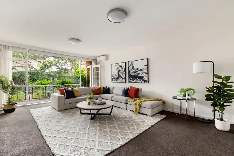 Third view of Homely flat listing, 5/32 Berkeley Street, Hawthorn VIC 3122