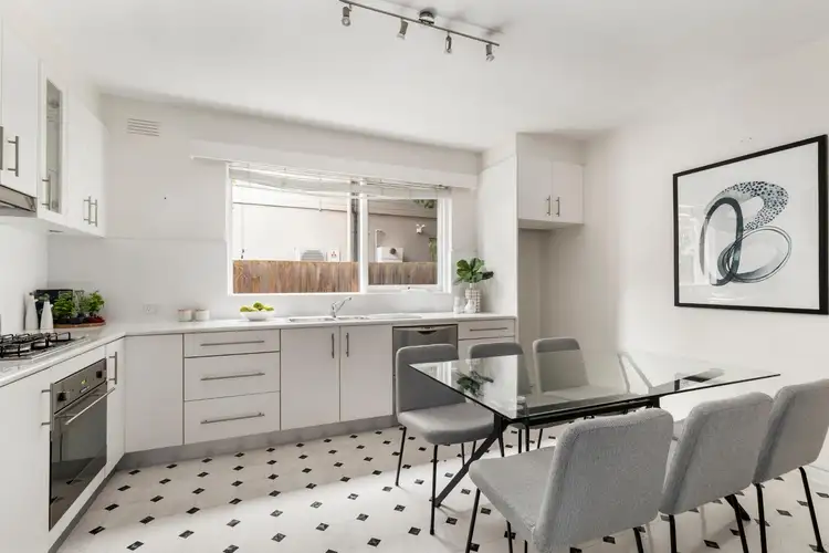 Fourth view of Homely flat listing, 5/32 Berkeley Street, Hawthorn VIC 3122