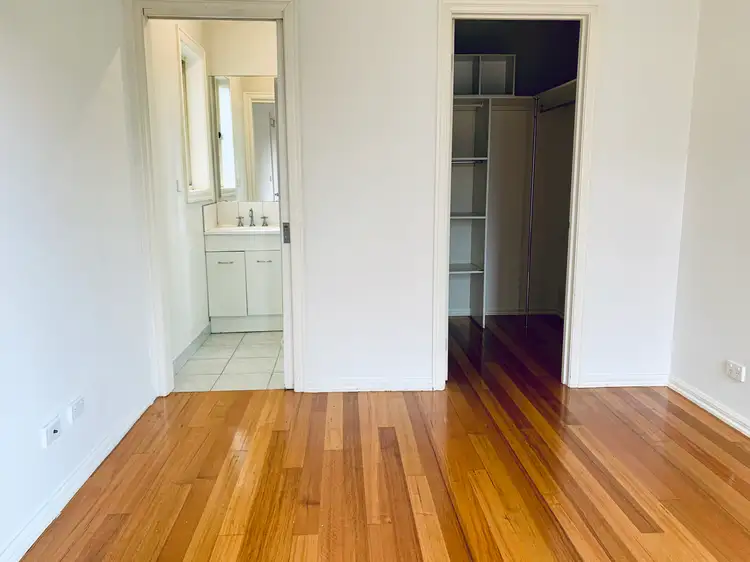 Fourth view of Homely unit listing, 2/15 Highlands Road, Thomastown VIC 3074
