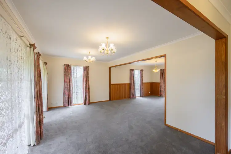 Fifth view of Homely house listing, 8 Mannerim Avenue, Warrnambool VIC 3280