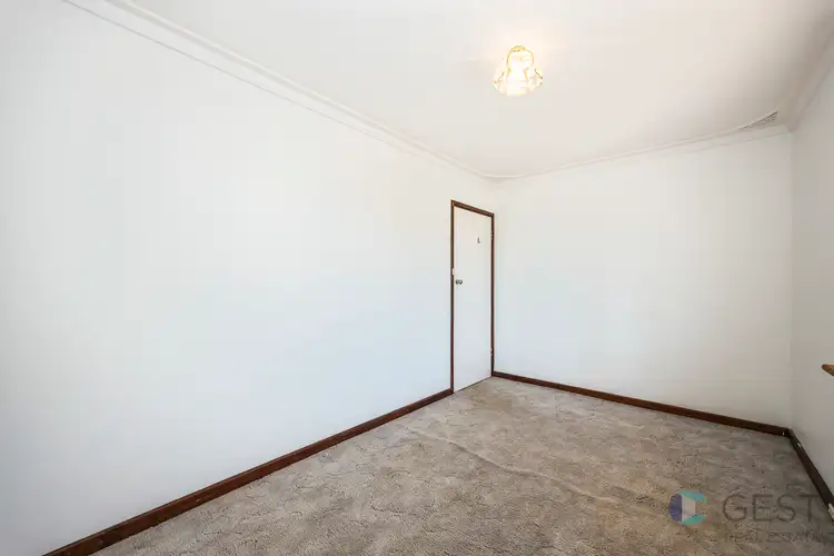 Seventh view of Homely house listing, 43 LANTANA WAY, Camillo WA 6111