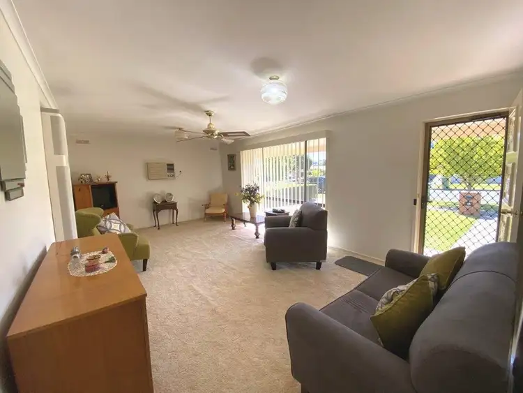 Second view of Homely house listing, 9 Maxwell Drive, Wodonga VIC 3690