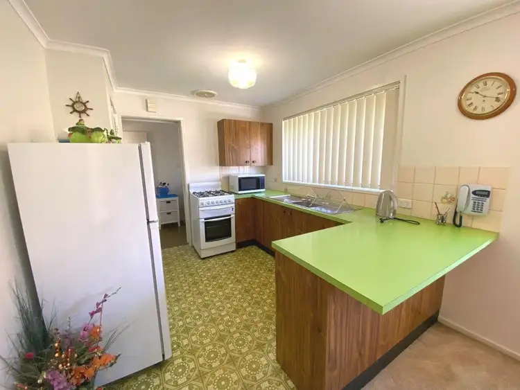 Sixth view of Homely house listing, 9 Maxwell Drive, Wodonga VIC 3690