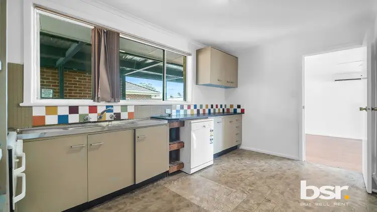 Fourth view of Homely unit listing, 5 CARLISLE STREET, Craigieburn VIC 3064