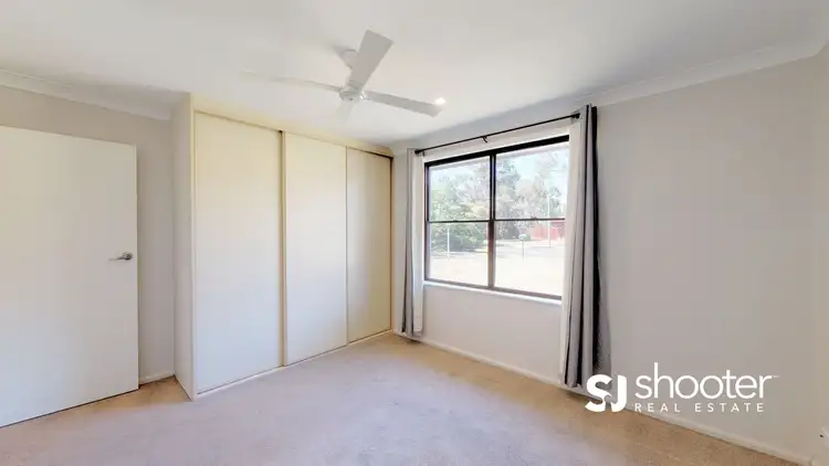 Fifth view of Homely house listing, 2 Meurer Court, Dubbo NSW 2830