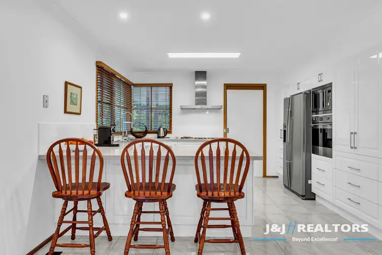 Fifth view of Homely house listing, 5 Malanie Close, Narre Warren North VIC 3804