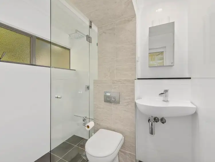 Fourth view of Homely studio listing, 13/40-44 Victoria Street, Potts Point NSW 2011