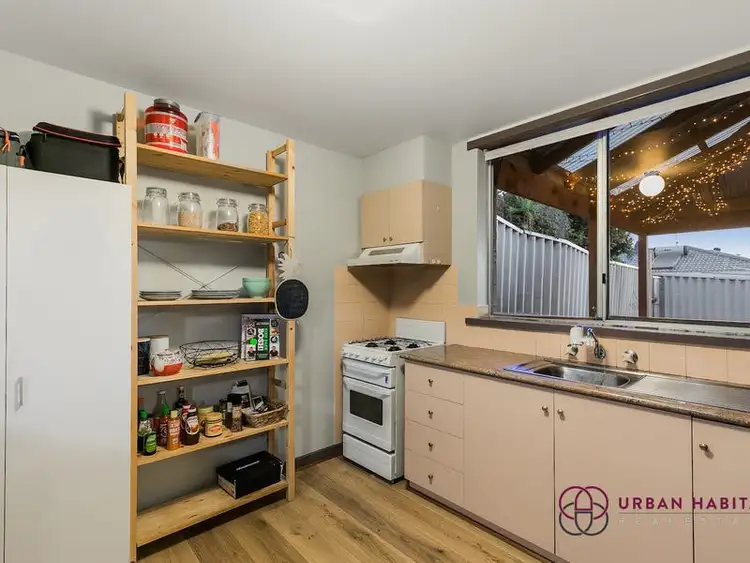 Fifth view of Homely house listing, 2/19 Woodley Way, Parmelia WA 6167