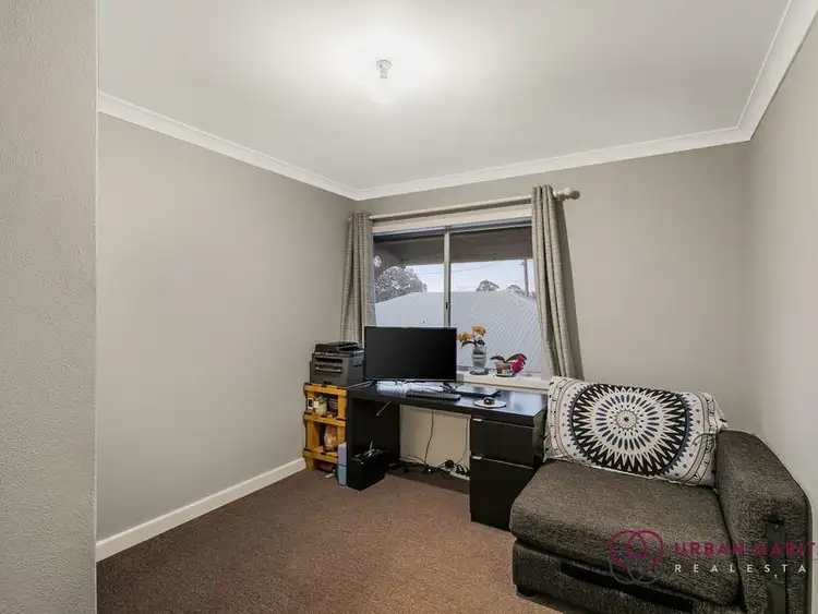 Seventh view of Homely house listing, 2/19 Woodley Way, Parmelia WA 6167