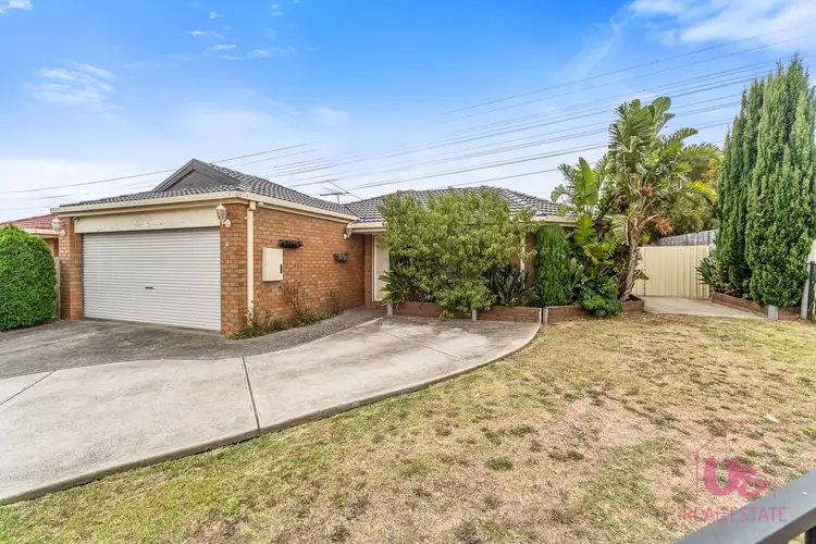 32 Raisell Road, Cranbourne West VIC 3977