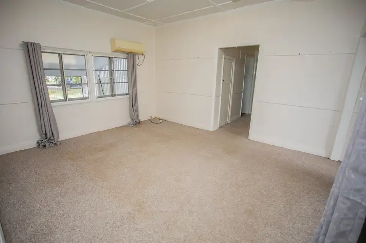 Second view of Homely house listing, 86 Middle Street, Chinchilla QLD 4413