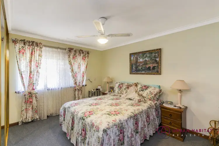 Sixth view of Homely house listing, 10 Dowling Place, Orelia WA 6167