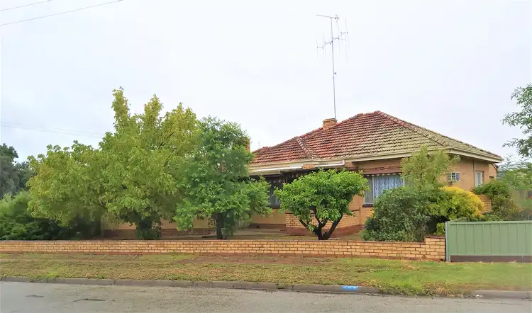 105 Bendigo Road, Kerang VIC 3579