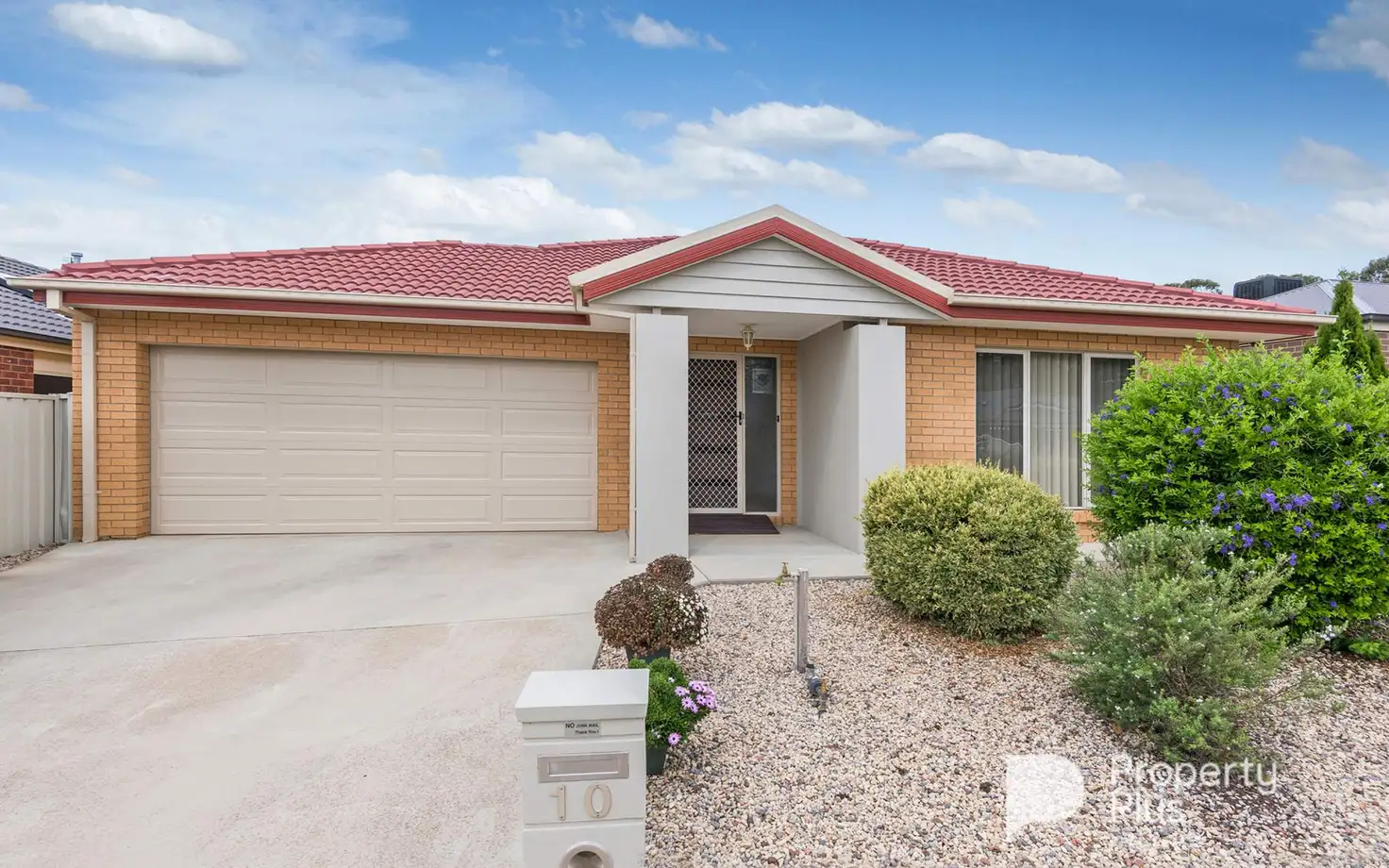 Main view of Homely house listing, 10 Miners Rest, Kangaroo Flat VIC 3555