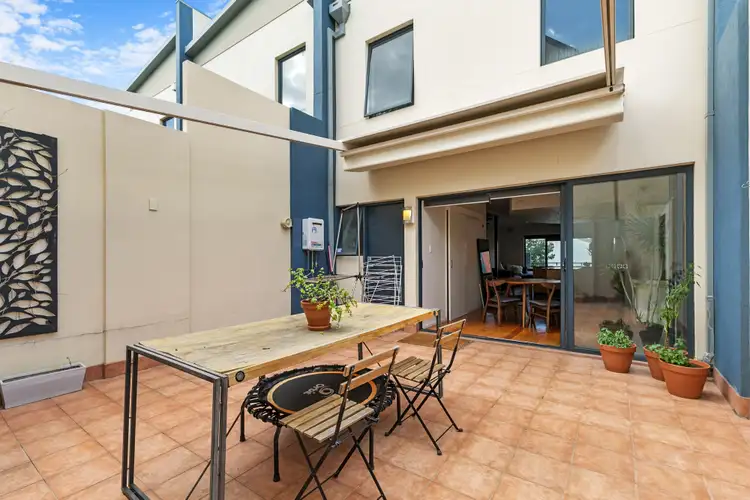 6 Boans Lane, East Perth WA 6004
