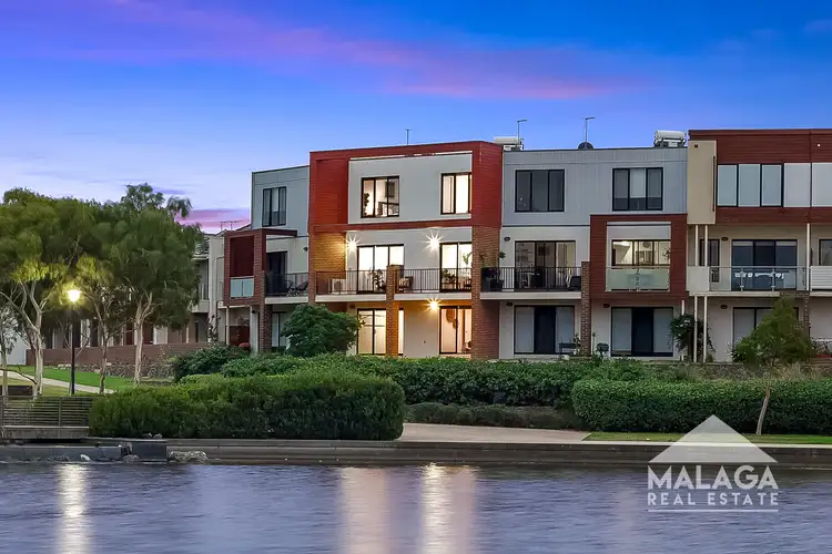 Main view of Homely townhouse listing, 18 Alexander Circuit, Craigieburn VIC 3064