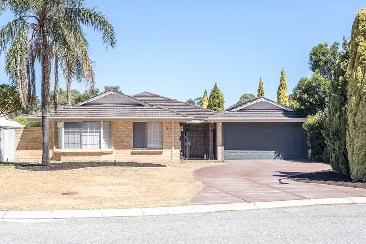 21 Desault Cove, Ballajura WA 6066