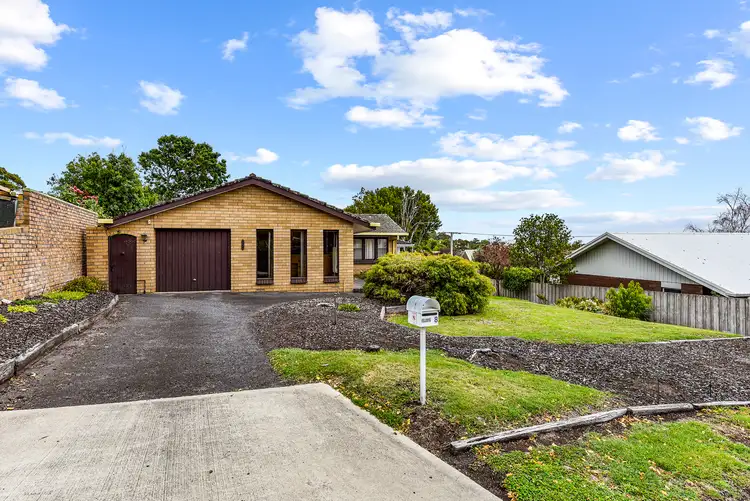 Sixth view of Homely house listing, 8 Oldham Close, Mount Gambier SA 5290