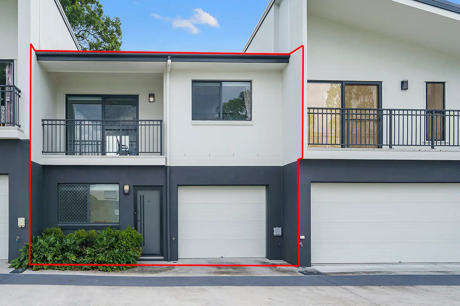 Main view of Homely townhouse listing, 19/14 SUNFLOWER CRESCENT, Calamvale QLD 4116