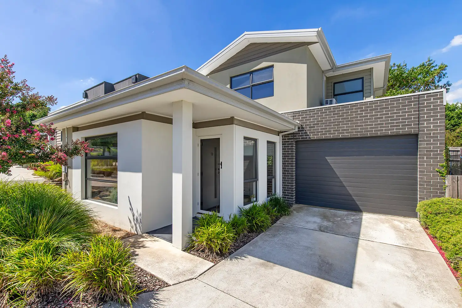 Main view of Homely townhouse listing, 12/7 Saltbush Court, Rowville VIC 3178