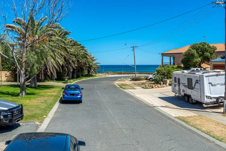 Fifth view of Homely house listing, 28 Compass Circle, Yanchep WA 6035