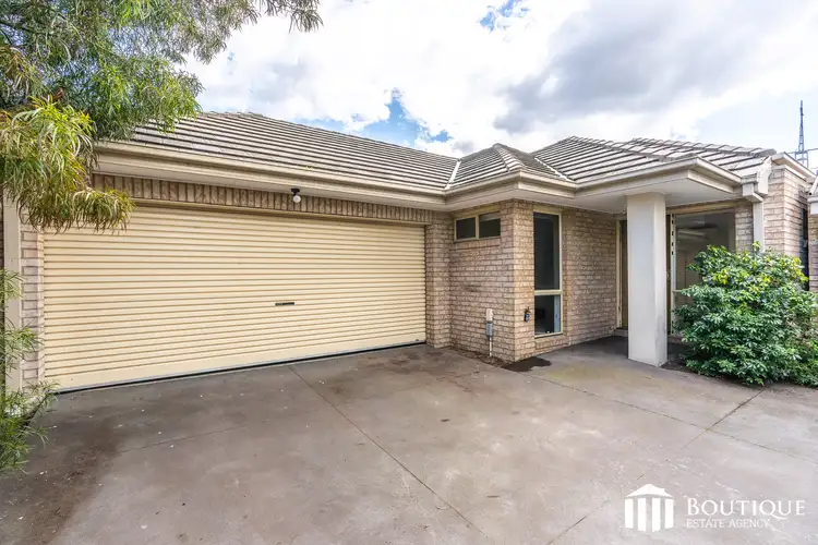 2/15 Hughes Crescent, Dandenong North VIC 3175