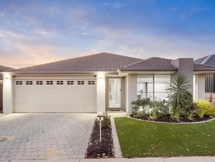 8 Snugglepot Street, Banksia Grove WA 6031