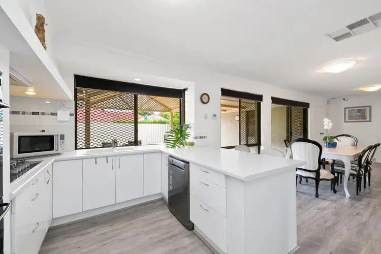 Sixth view of Homely house listing, 5 Ashby Court, Leeming WA 6149