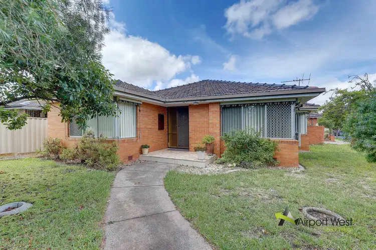 5 Sherbourne Road, Gladstone Park VIC 3043