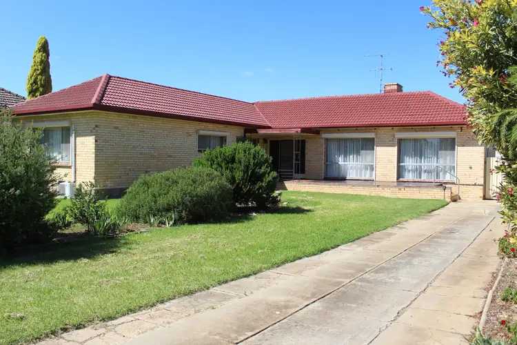 16 Dimboola Road, Nhill VIC 3418