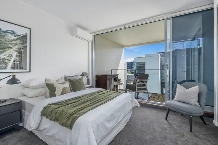 Fifth view of Homely apartment listing, 351/2 Powell Street, Waterloo NSW 2017