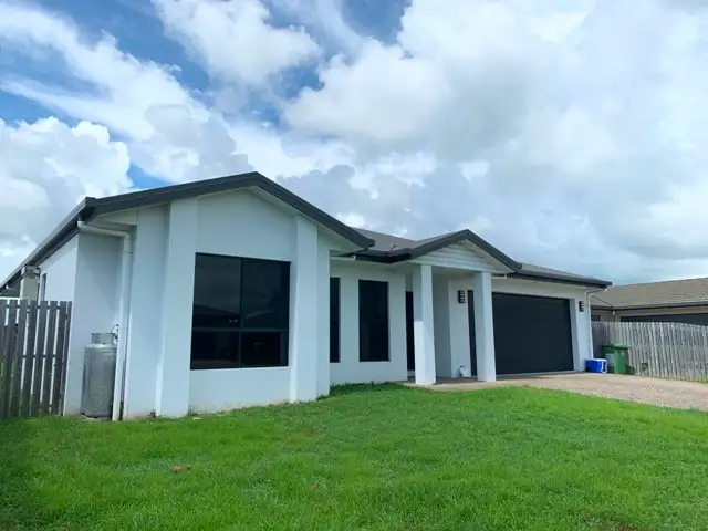 Second view of Homely house listing, 4 Sidon Court, Ooralea QLD 4740