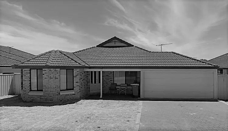 8 Lakewood Grove, Bertram WA 6167