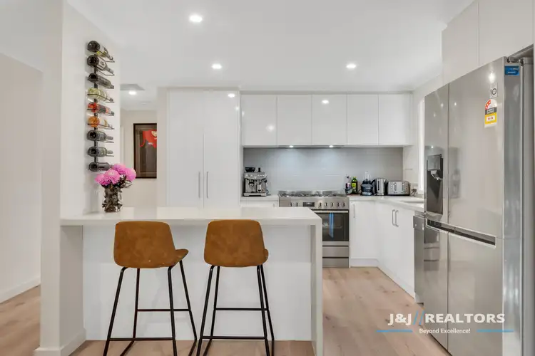 Sixth view of Homely house listing, 3 Hakea Court, Langwarrin VIC 3910