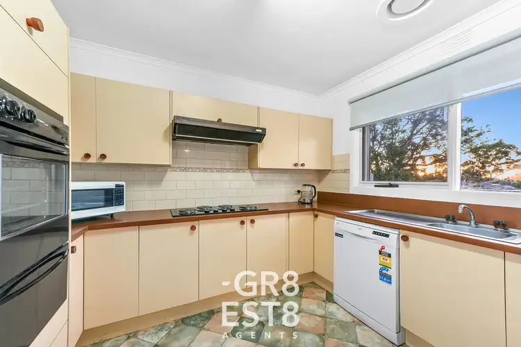 Sixth view of Homely house listing, 10 BUNARONG DRIVE, Frankston VIC 3199