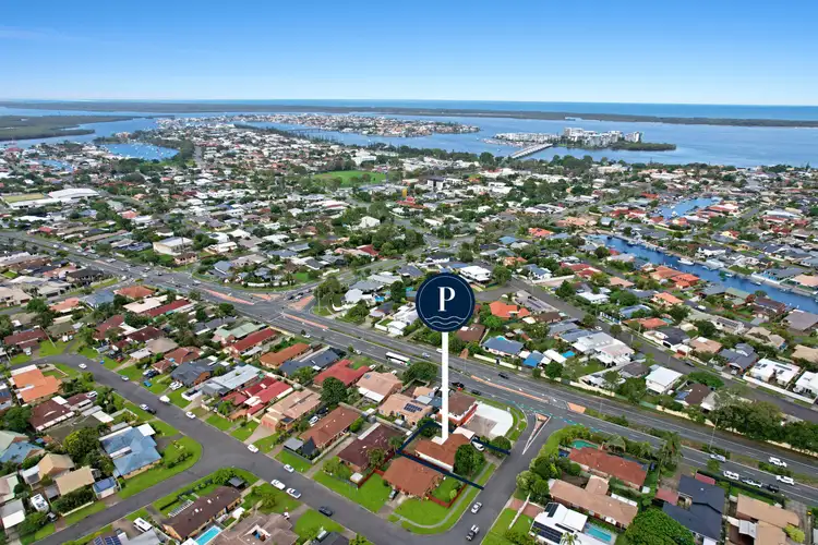 3 Sundown Drive, Paradise Point QLD 4216