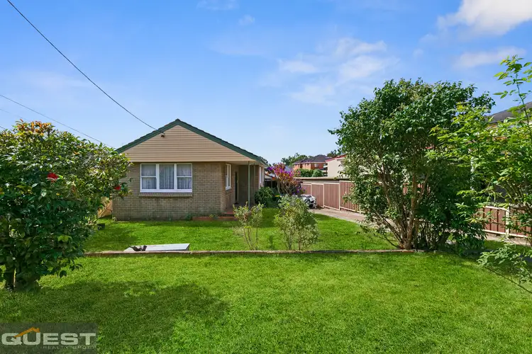39 Omega Place, Greenacre NSW 2190