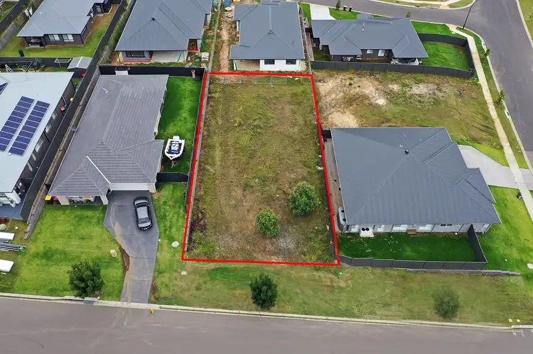 16 Newfield Street, Rutherford NSW 2320