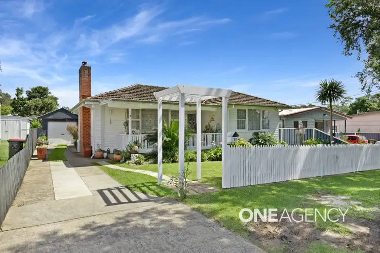 11 McDonald Avenue, Nowra NSW 2541