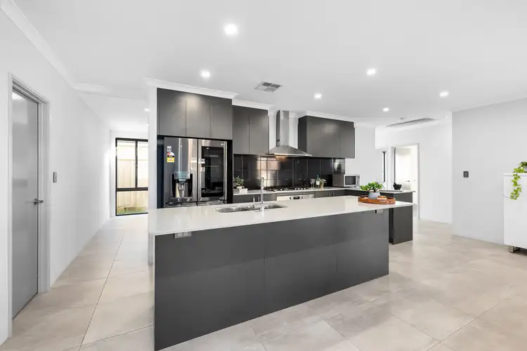 Fifth view of Homely house listing, 32 Waddington Loop, Haynes WA 6112