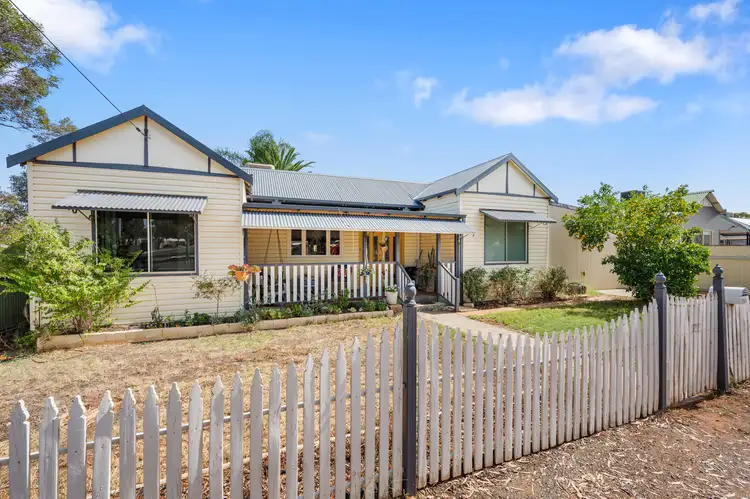 156 Hare Street, Lamington WA 6430