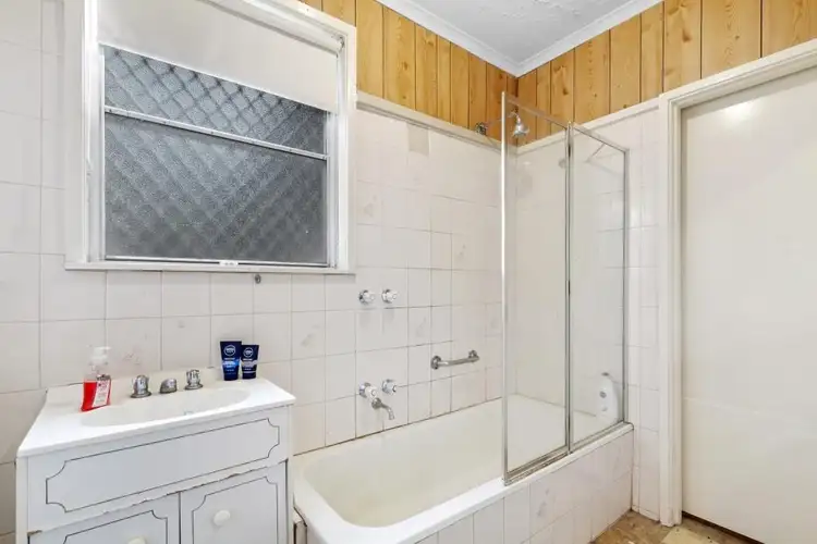 Fifth view of Homely house listing, 60 Allen Cres, Traralgon VIC 3844