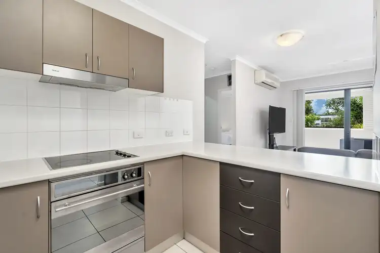 Fifth view of Homely unit listing, 101/92-98 Digger Street, Cairns North QLD 4870
