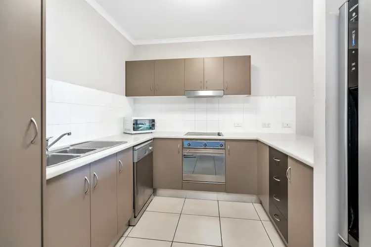 Sixth view of Homely unit listing, 101/92-98 Digger Street, Cairns North QLD 4870