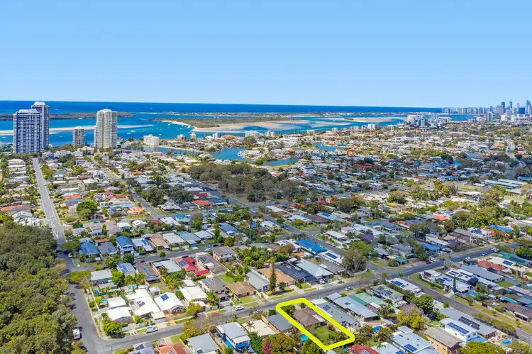 44 Ashgrove Avenue