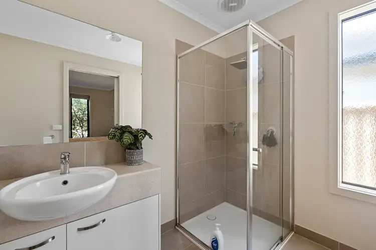 Sixth view of Homely townhouse listing, 1/116 Havlin Street West, Quarry Hill VIC 3550